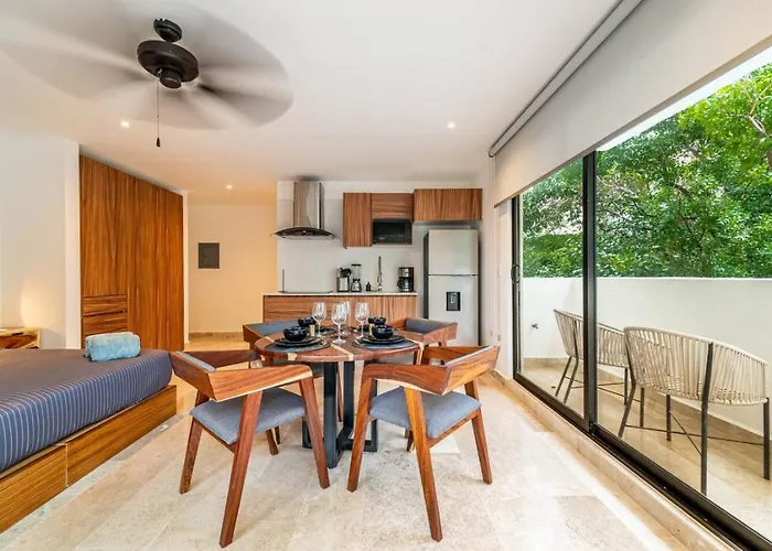 King With Private Balcony, Gym, Rooftop Pool